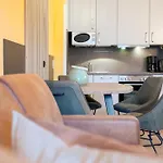Solaris 2 Mit Balkon, Gemeinschaftssauna Und Grillplatz Grömitz